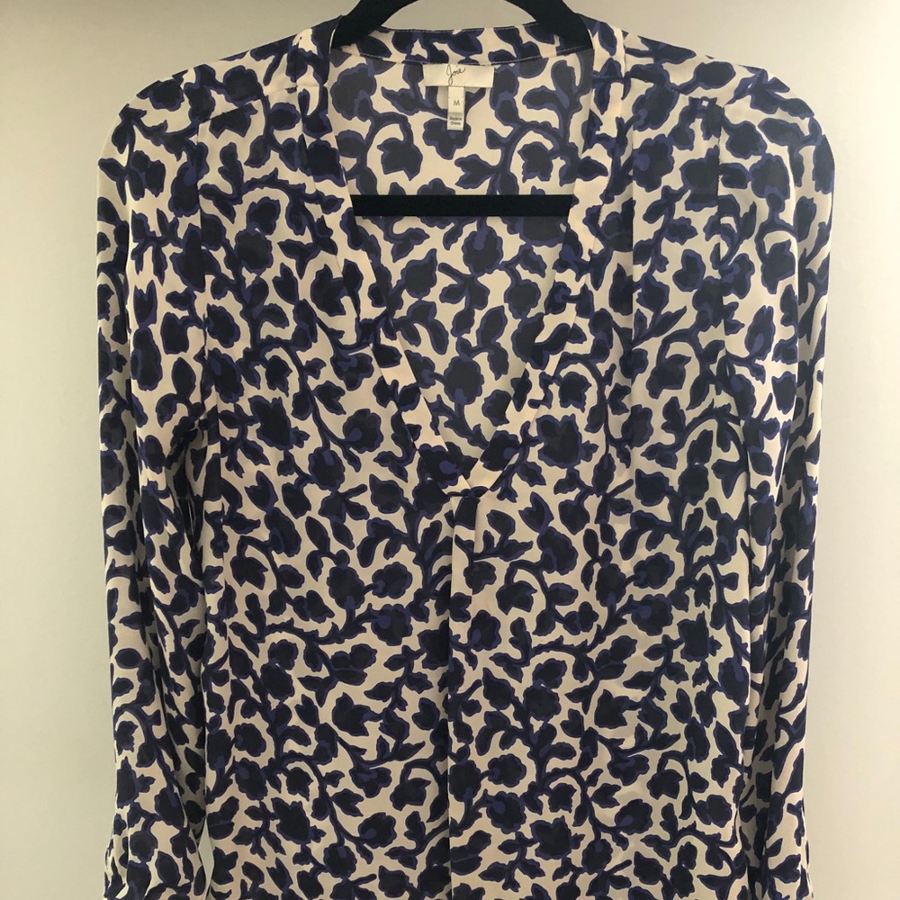 Navy long sleeve silk Joie blouse